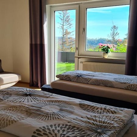 Moderne Ferienwohnung Mit Eigenem Garten Und Traumhaften Blick Wilhelmsthal Dış mekan fotoğraf