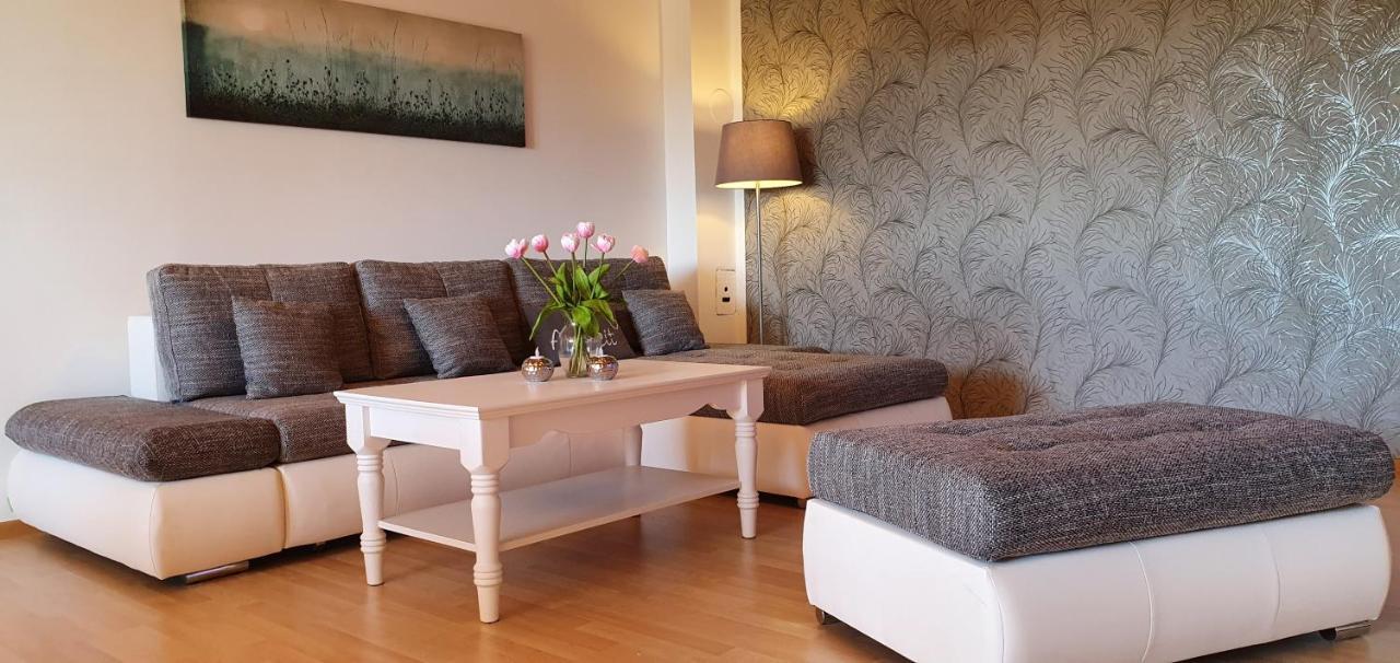 Moderne Ferienwohnung Mit Eigenem Garten Und Traumhaften Blick Wilhelmsthal Dış mekan fotoğraf
