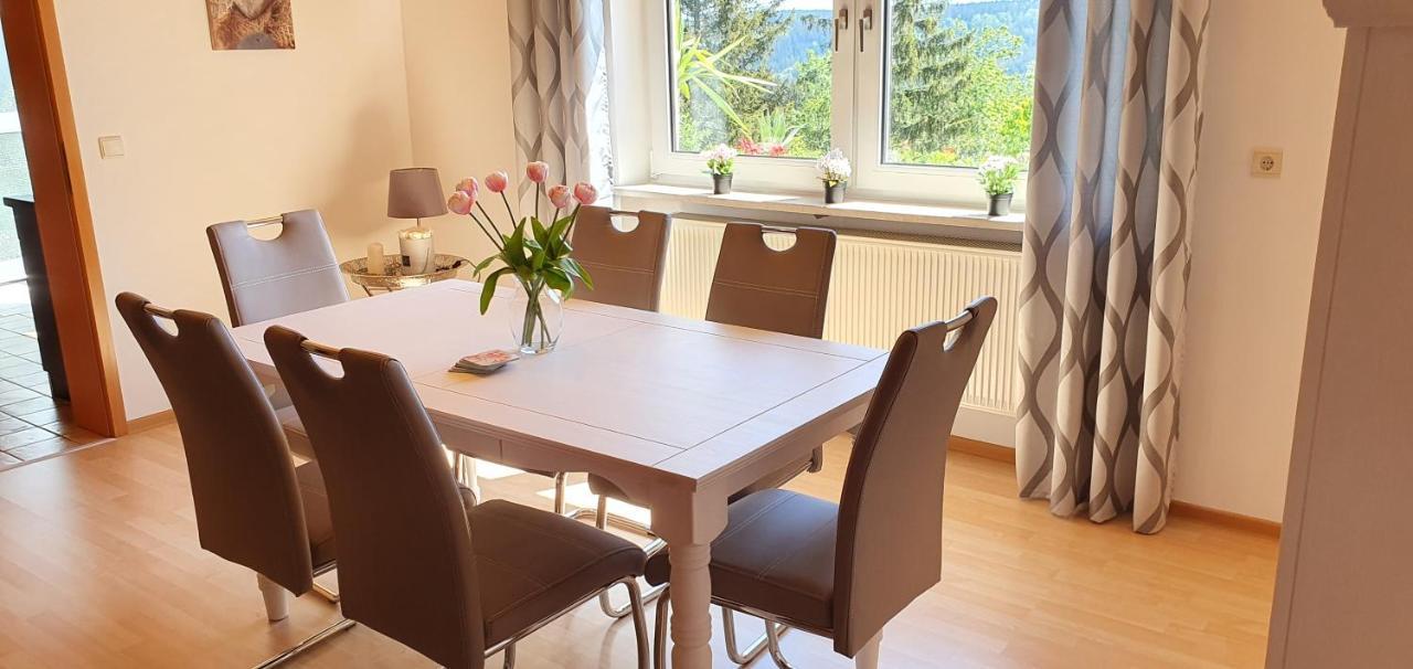 Moderne Ferienwohnung Mit Eigenem Garten Und Traumhaften Blick Wilhelmsthal Dış mekan fotoğraf